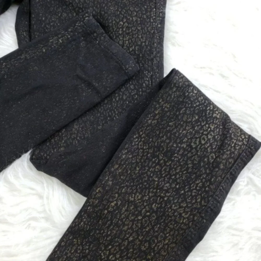 Free People Gold Leopard Print Jeans Y2K Denim Black Cheetah size 25 Stretch